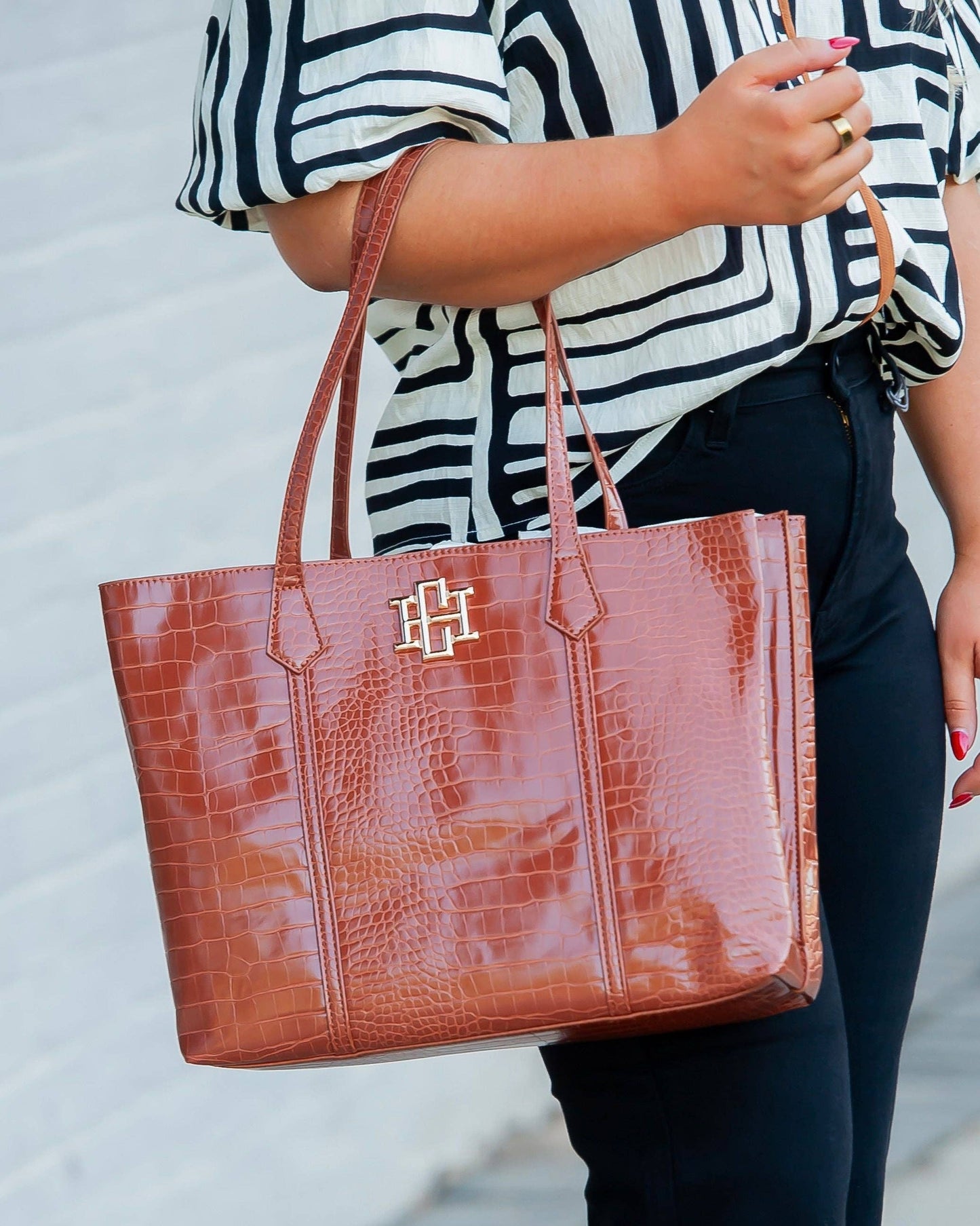 Caroline Hill - Heath Tote Bag Saddle EC: Default