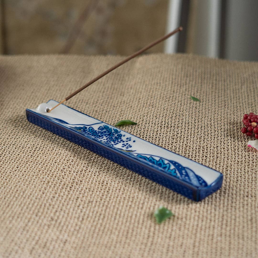 Urban Tokyo - Handpainted Ceramic Incense Holder 9 inch L Great Wave (1/72)