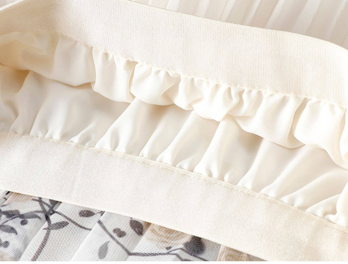 PEACH ACCESSORIES - Roses Flowers Pleated Midi Skirt SK204: Cream