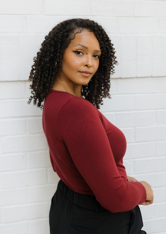 ELIETIAN - Reversible Long Sleeve - Curvy Fit: Burgundy