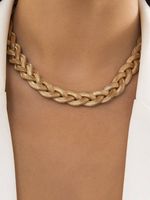 Elanora - Adjustable Snake Chain Choker Necklace: GOLD / Adjustable