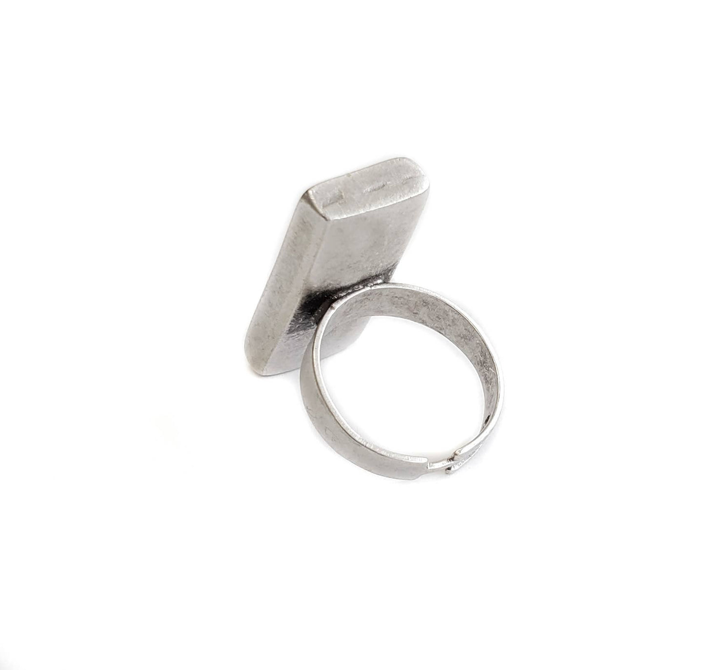 Chanour - Handmade Pewter Ring - NR6043