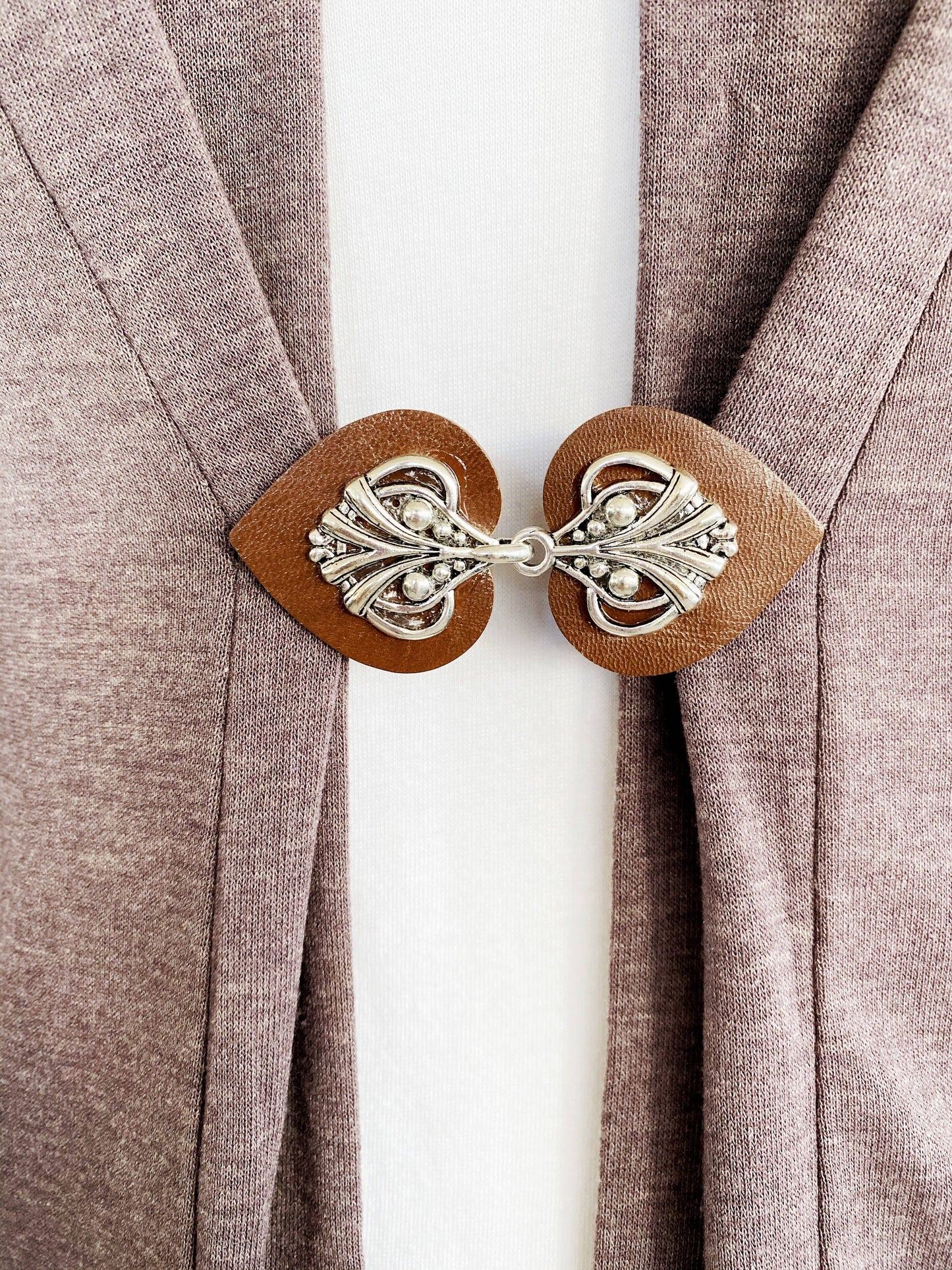 KardiKlips - Clothing Cinch Clip, Unique Women's Accessories Vintage