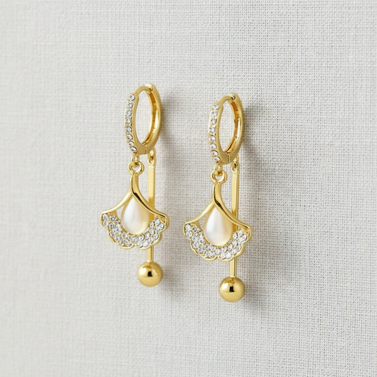 camilla dovey - Cat's Eye Silver Fan Drop Earrings