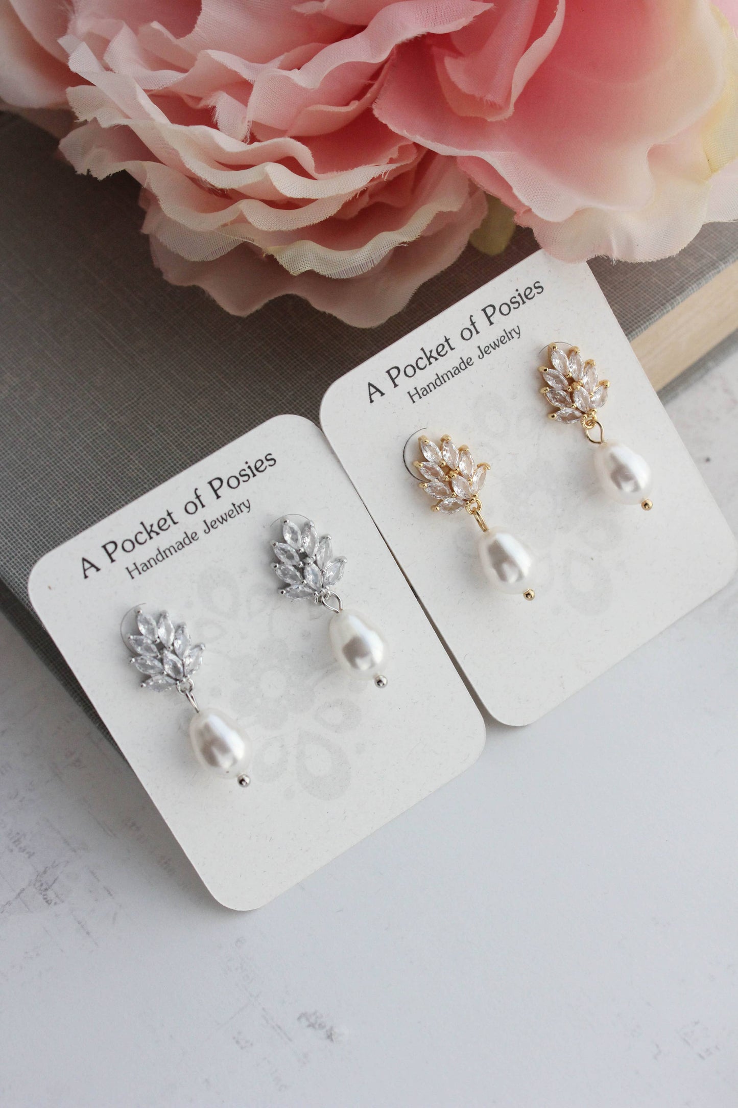 A Pocket of Posies - Glass Leaf Post Earrings - Pearl Drop: Silver Plated / White/Teardrop