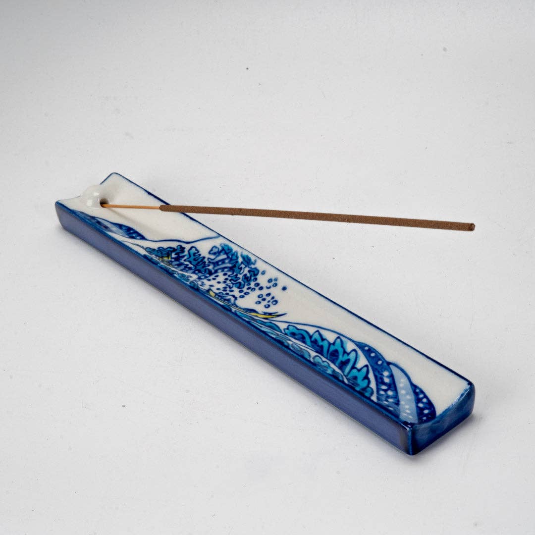 Urban Tokyo - Handpainted Ceramic Incense Holder 9 inch L Great Wave (1/72)