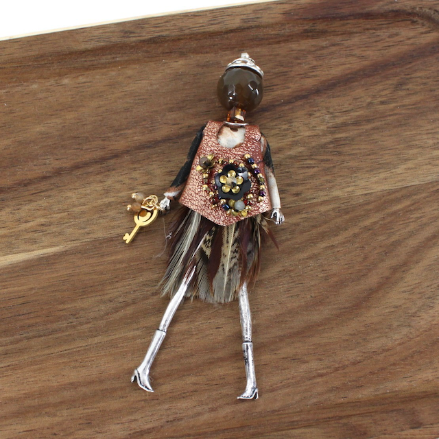 Pretty Persuasions - B24109B Stone Adorned French Doll Stainless Steel Brooch: 09 SL/COP Feather/Key Dress