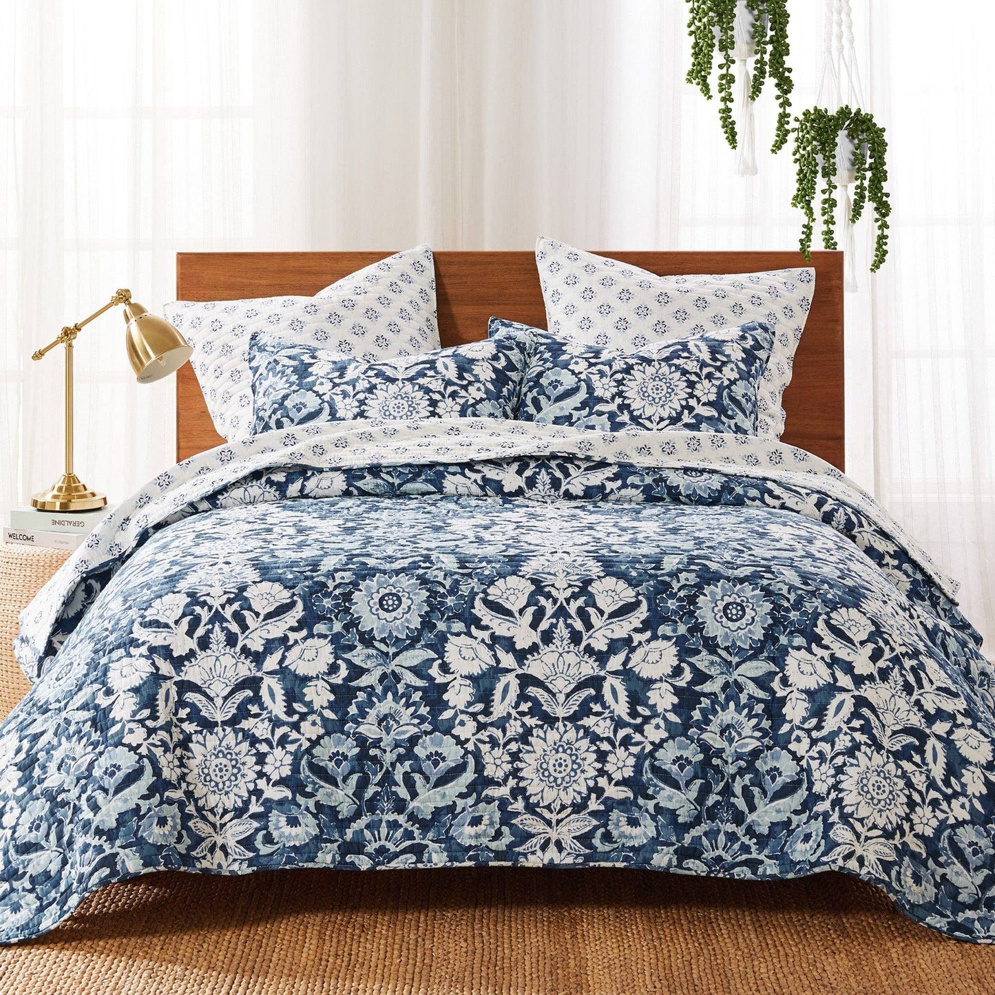 Levtex Home - Laure Indigo Quilt Set: Indigo / Full/Queen