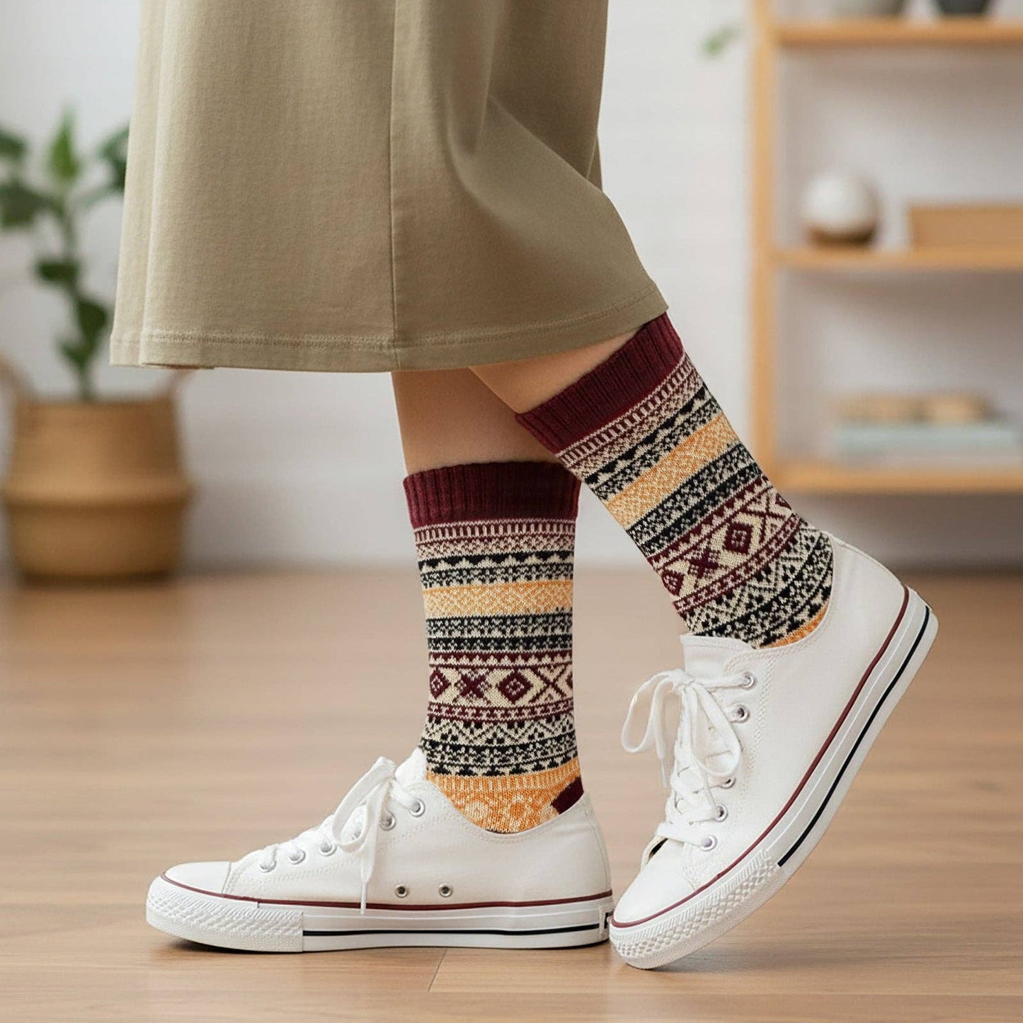 Wrapables.com - Wrapables Women's Nordic Warm Crew Wool Socks (Set of 5)