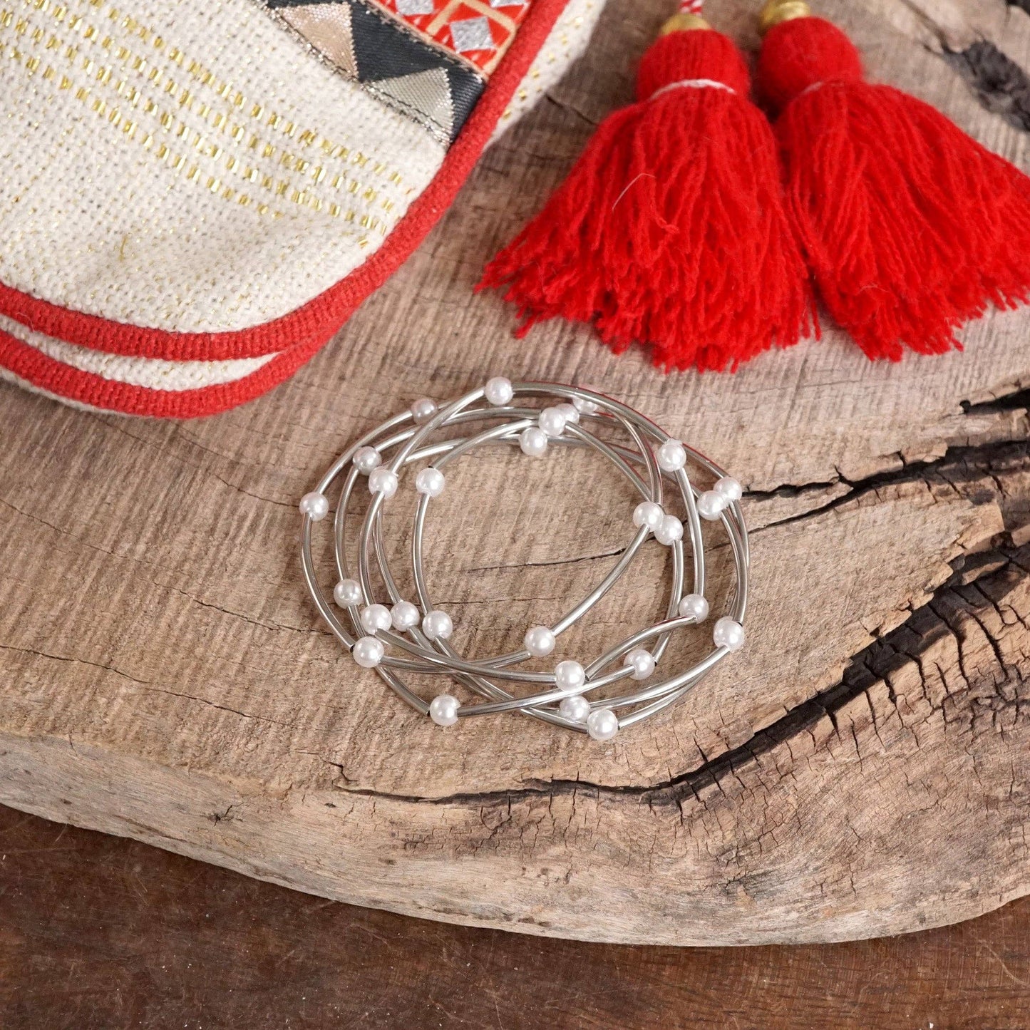 PennyLine inc - Pearls and Gold Silver Tubes classic bracelets set: Gold Tone