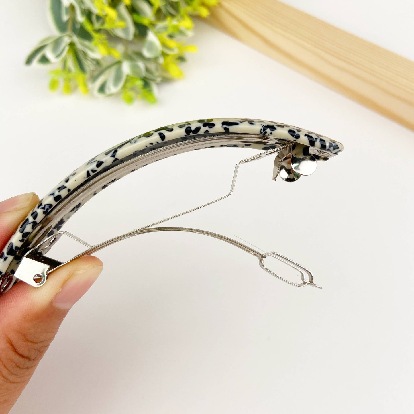 TheDivaSoap - Acetate crescent hair clip: A