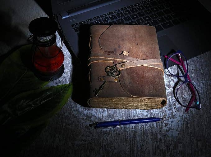 Tuzech Leather - Vintage Journal Retro Travel Diary an Exclusive Handmade Paper Notebook with Key Leather Bound Book Of Shadows Hocus Pocus for Man and Women: Brown / Unlined 7 x 5 Inches