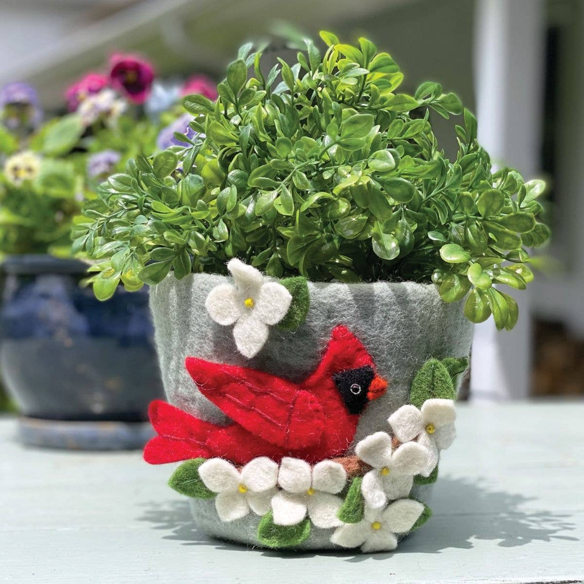 dZi Handmade - Dogwood Cardinal Felt Pot