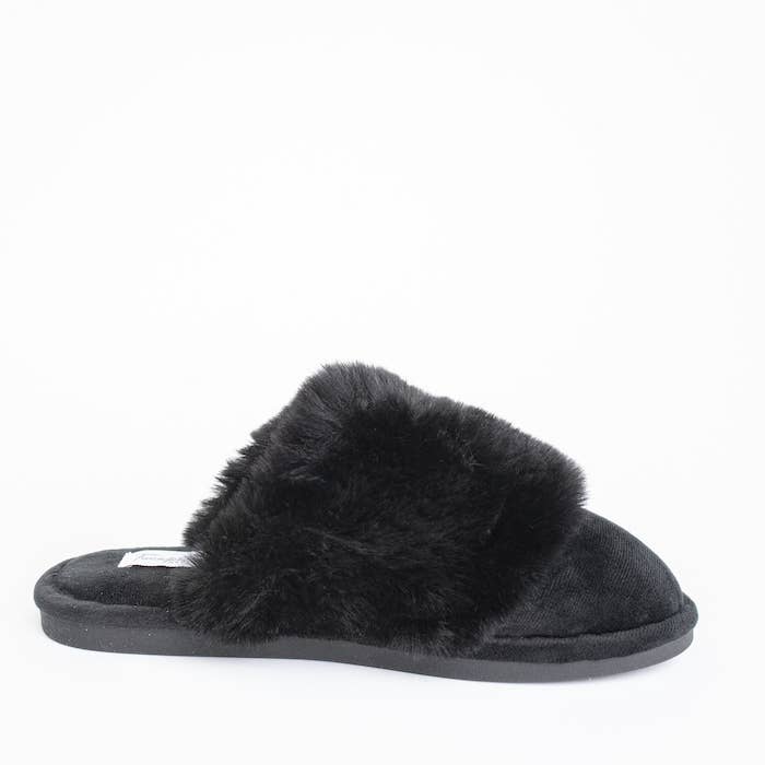 Faceplant Dreams - Faceplant Furry Slippers: Ivory / Medium