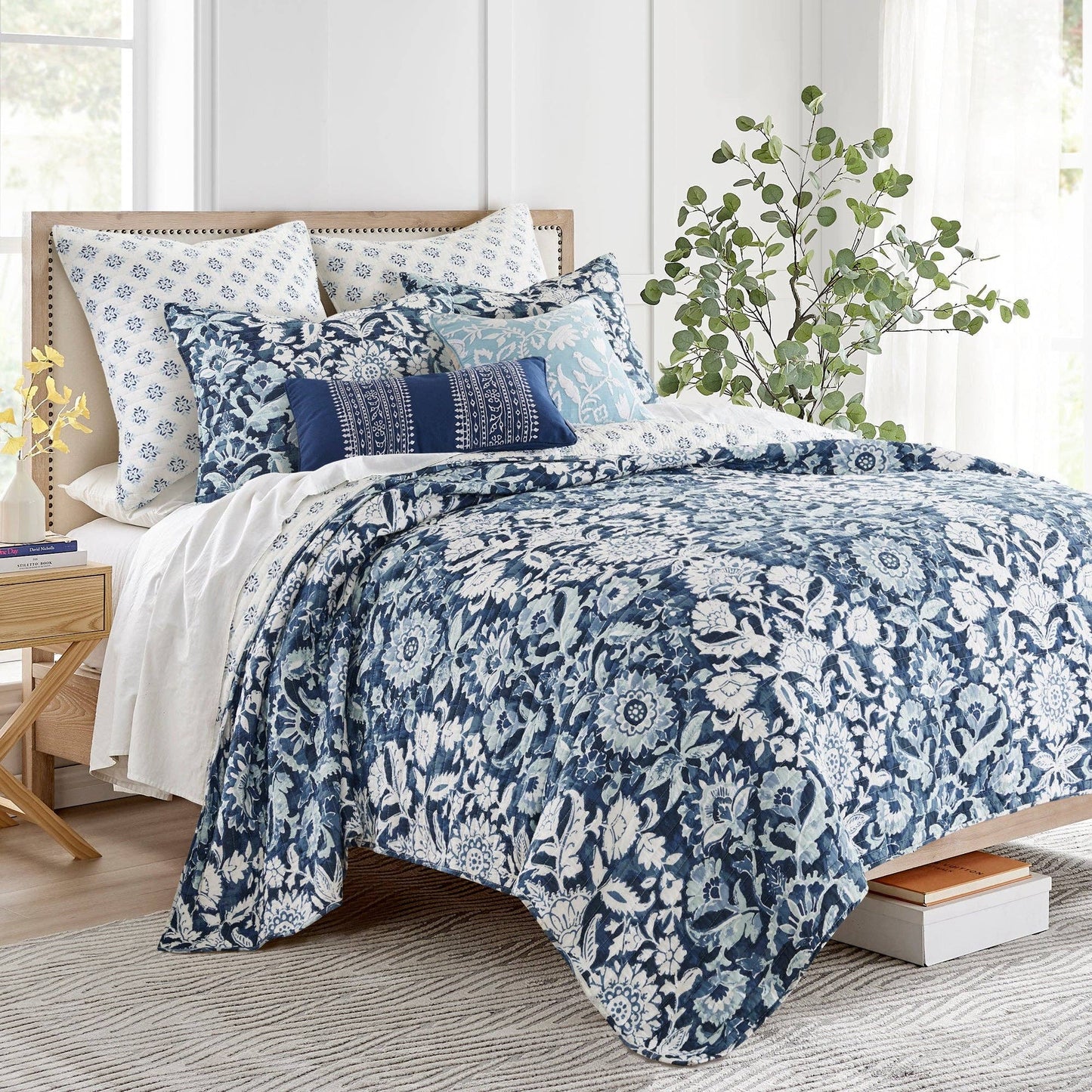 Levtex Home - Laure Indigo Quilt Set: Indigo / Full/Queen