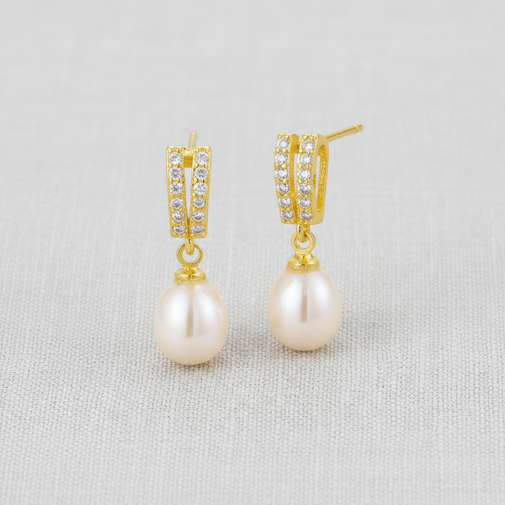 camilla dovey - Freshwater Pearl Line Stud Earrings