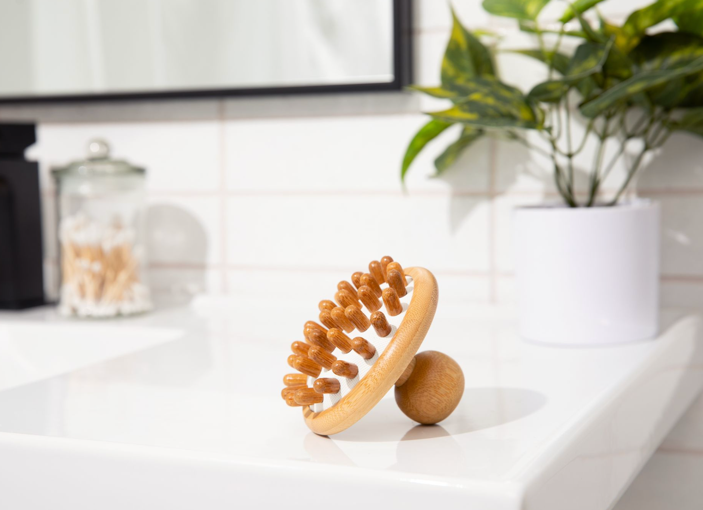 Bamboo Switch - Bamboo Stimulating Scalp Massager | Christmas Bestseller