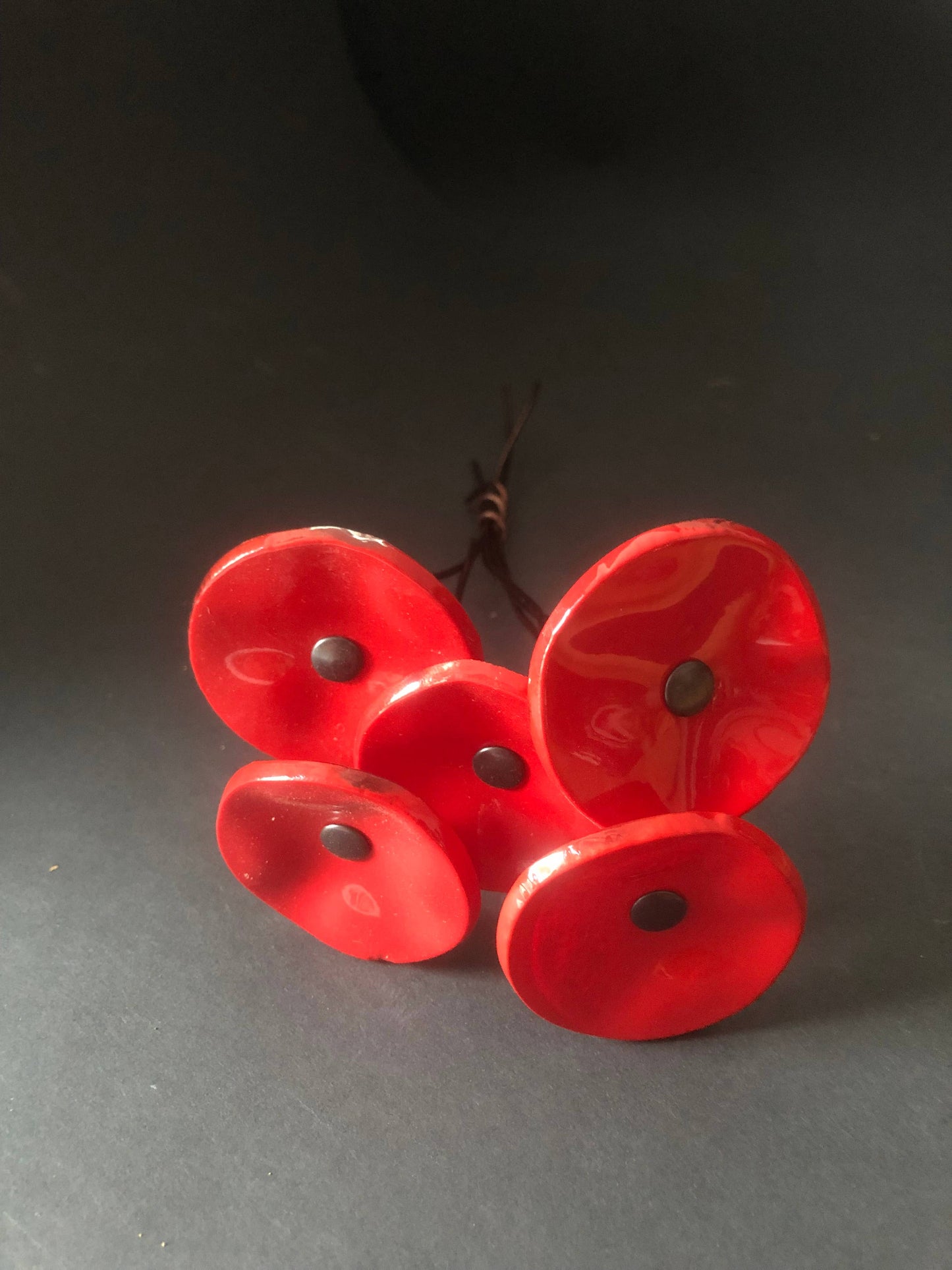 CARNEOL GLASS - Small Glass Flower For Outside In Red On Flexible Stem