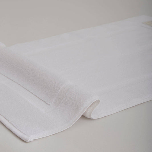 Adaste Home - Ultimate Soft Bathmat: White
