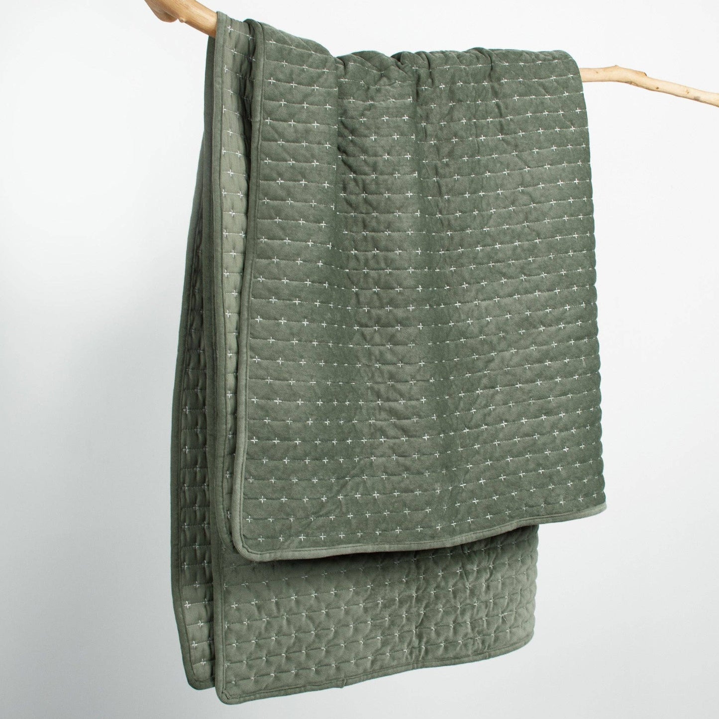 Levtex Home - Velvet Stitch Quilted Throw: Green