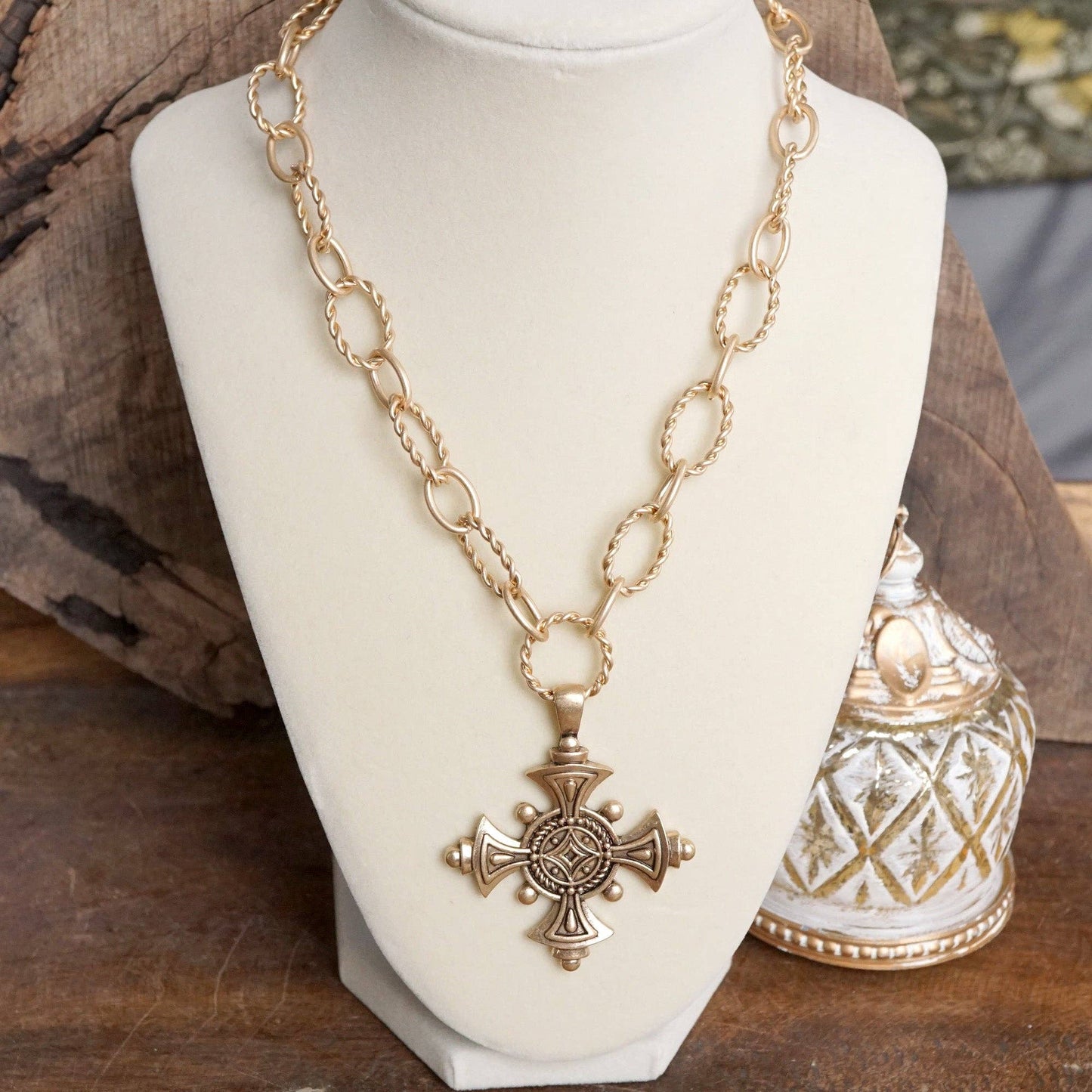 PennyLine inc - Decorative Cross Statement Necklace – Worn Gold Tone