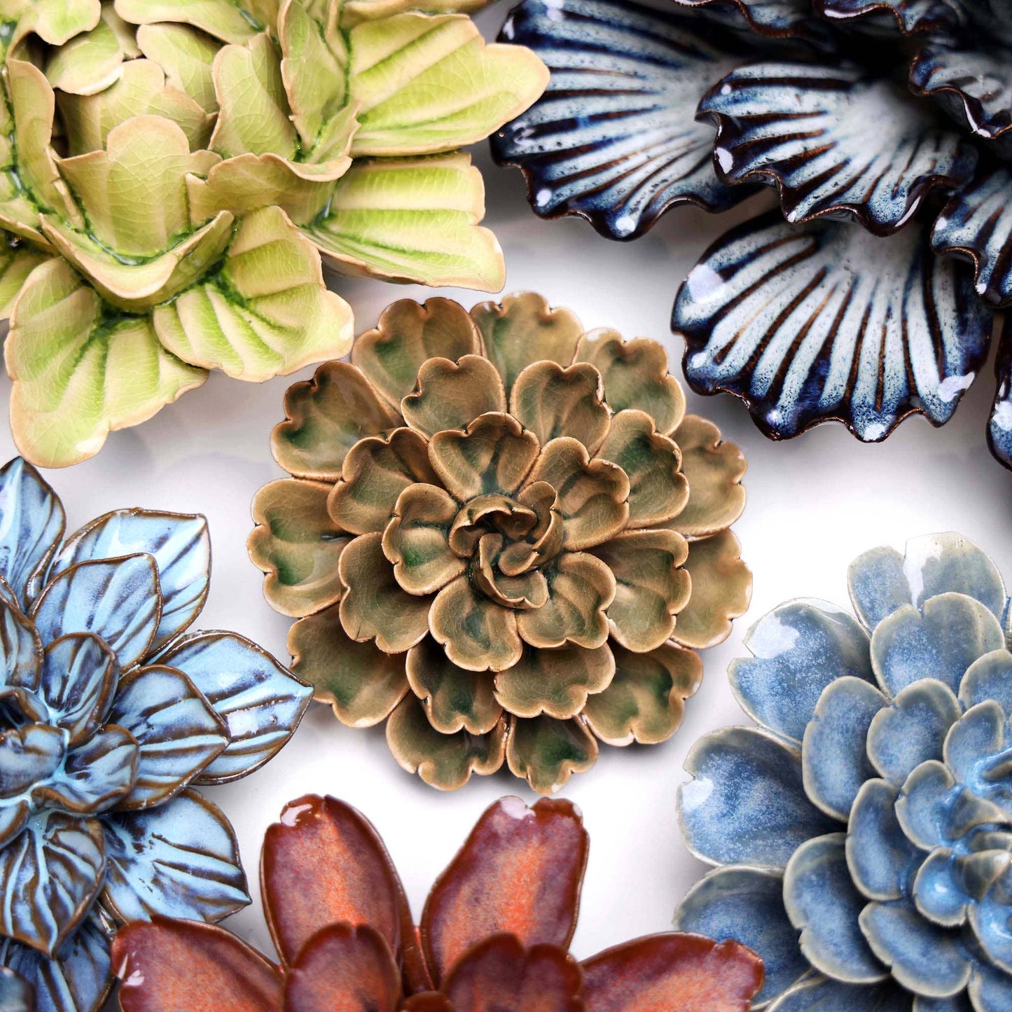 Chive - Japan Ceramic Flowers With Keyhole For Wall Hanging: Grey Medium Flower