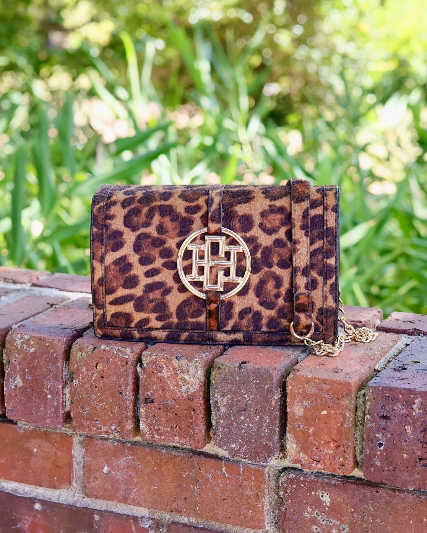 Caroline Hill - Cecilia Circle Logo Handbag Spotted Saddle: Default