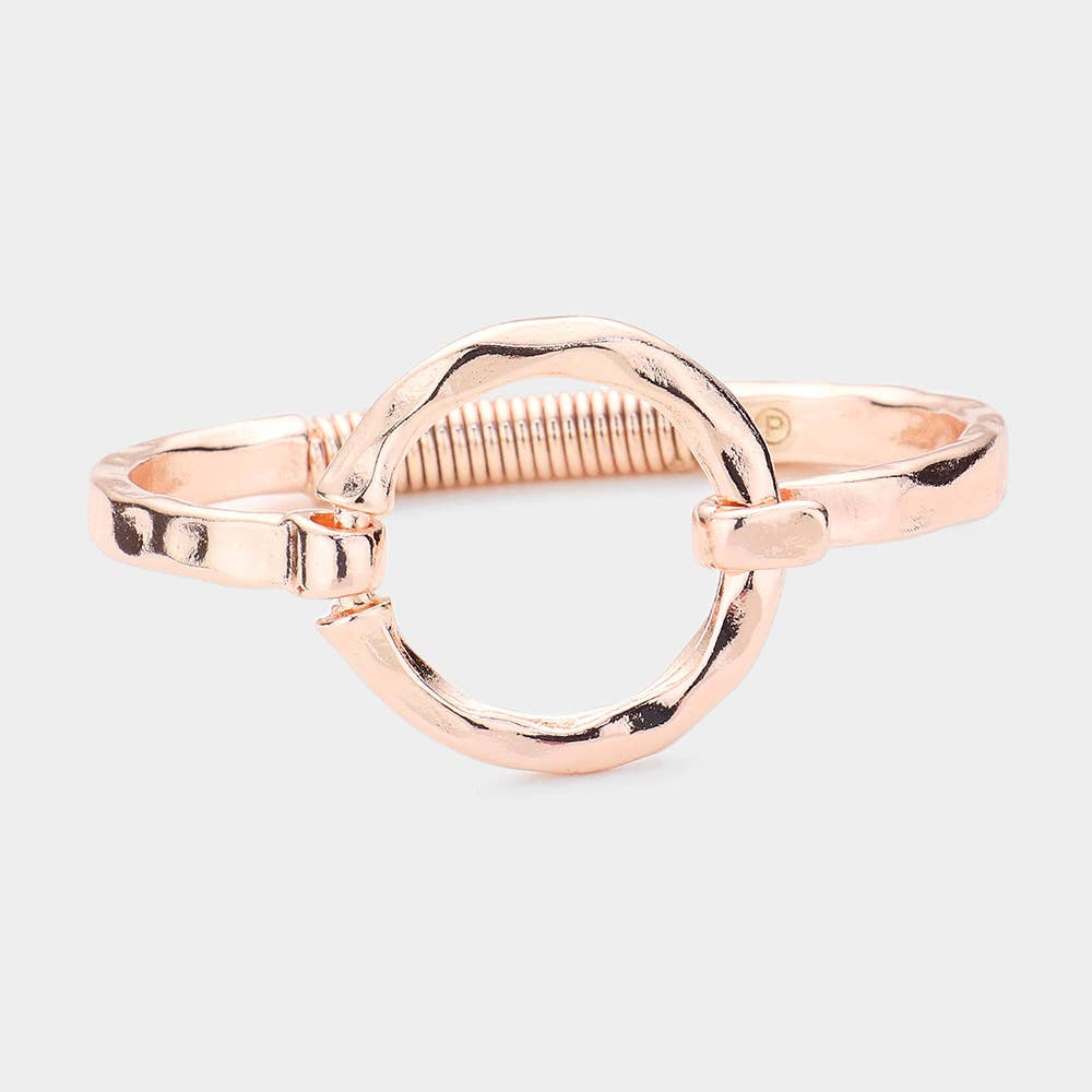 Sensibling Corp. - Hammered Open Metal Circle Hook Bracelet: WORN SILVER