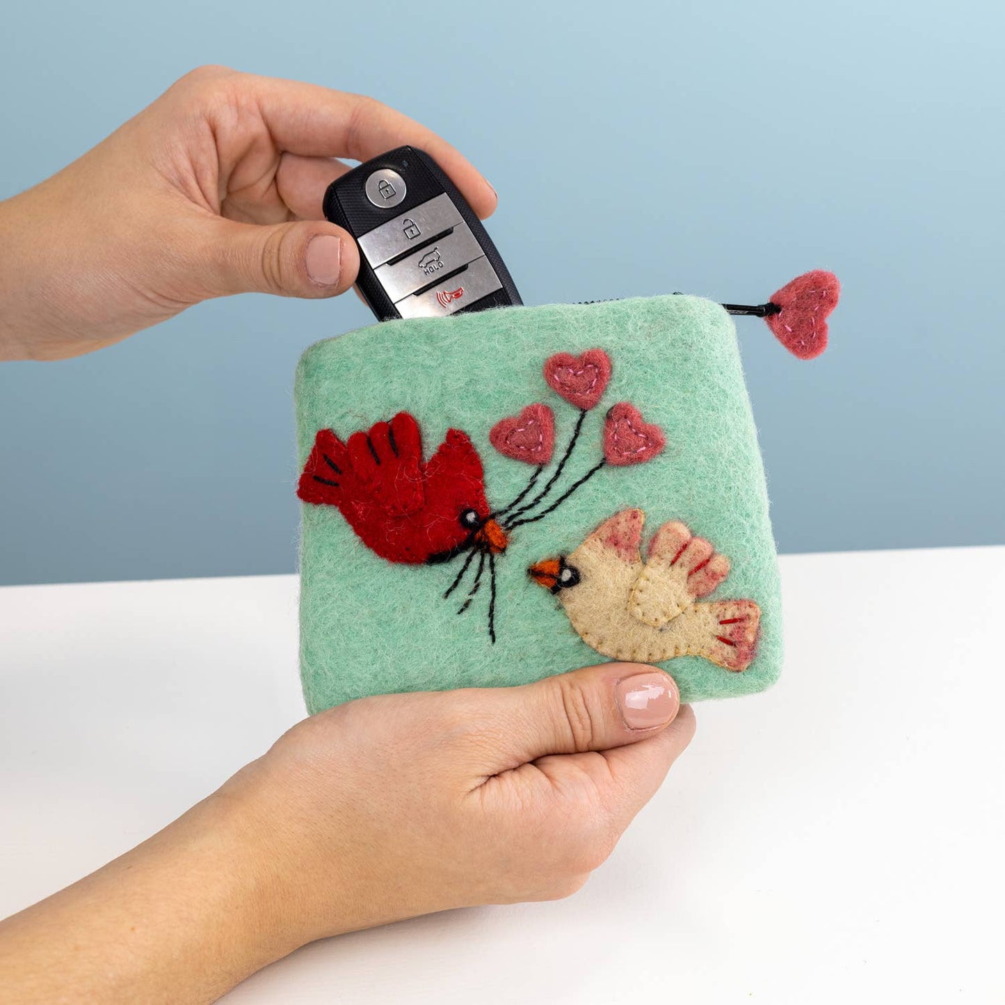 dZi Handmade - Love Cardinals Coinpurse