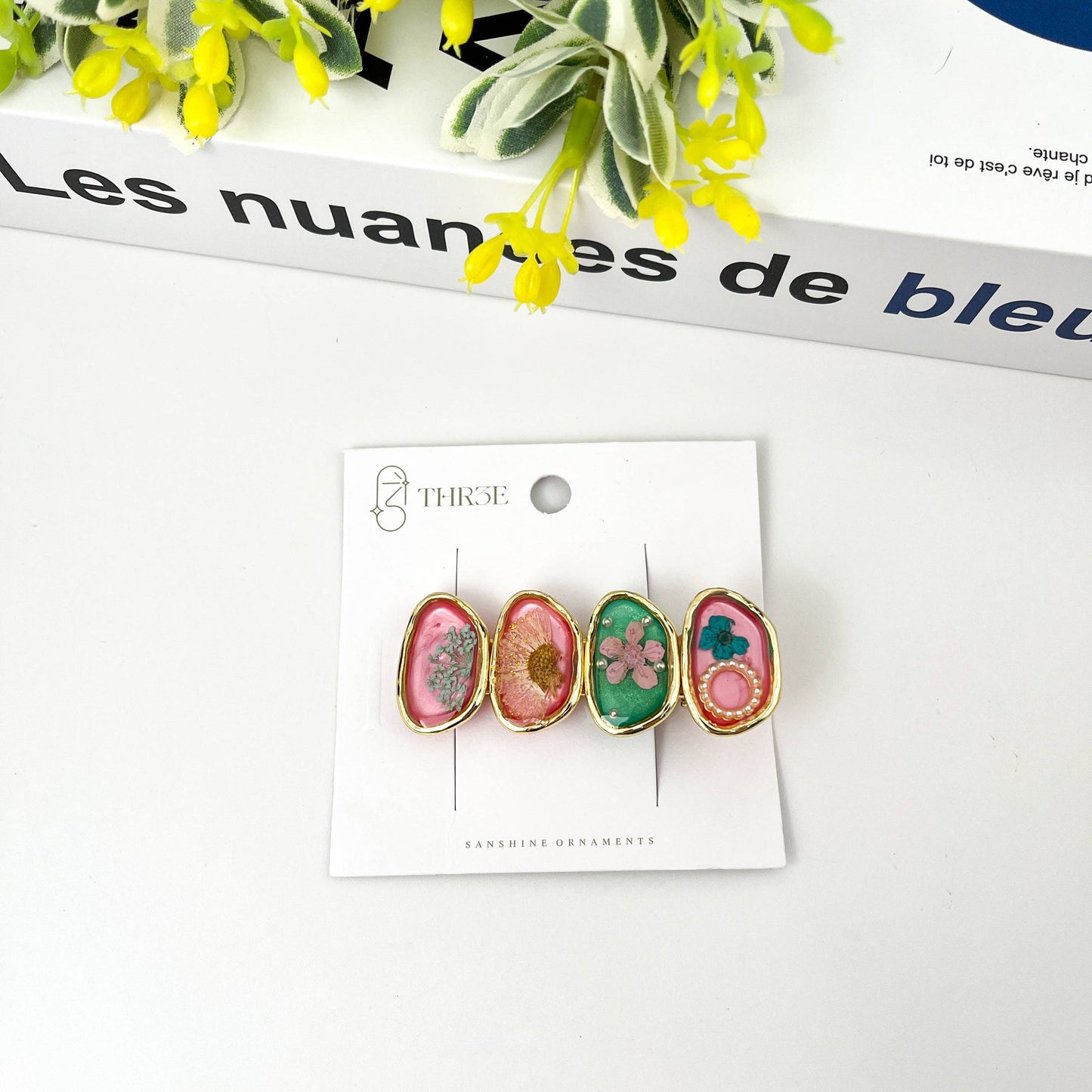 TheDivaSoap - Retro Flower Duckbill Clip, High Quality Hair Clip: Purple