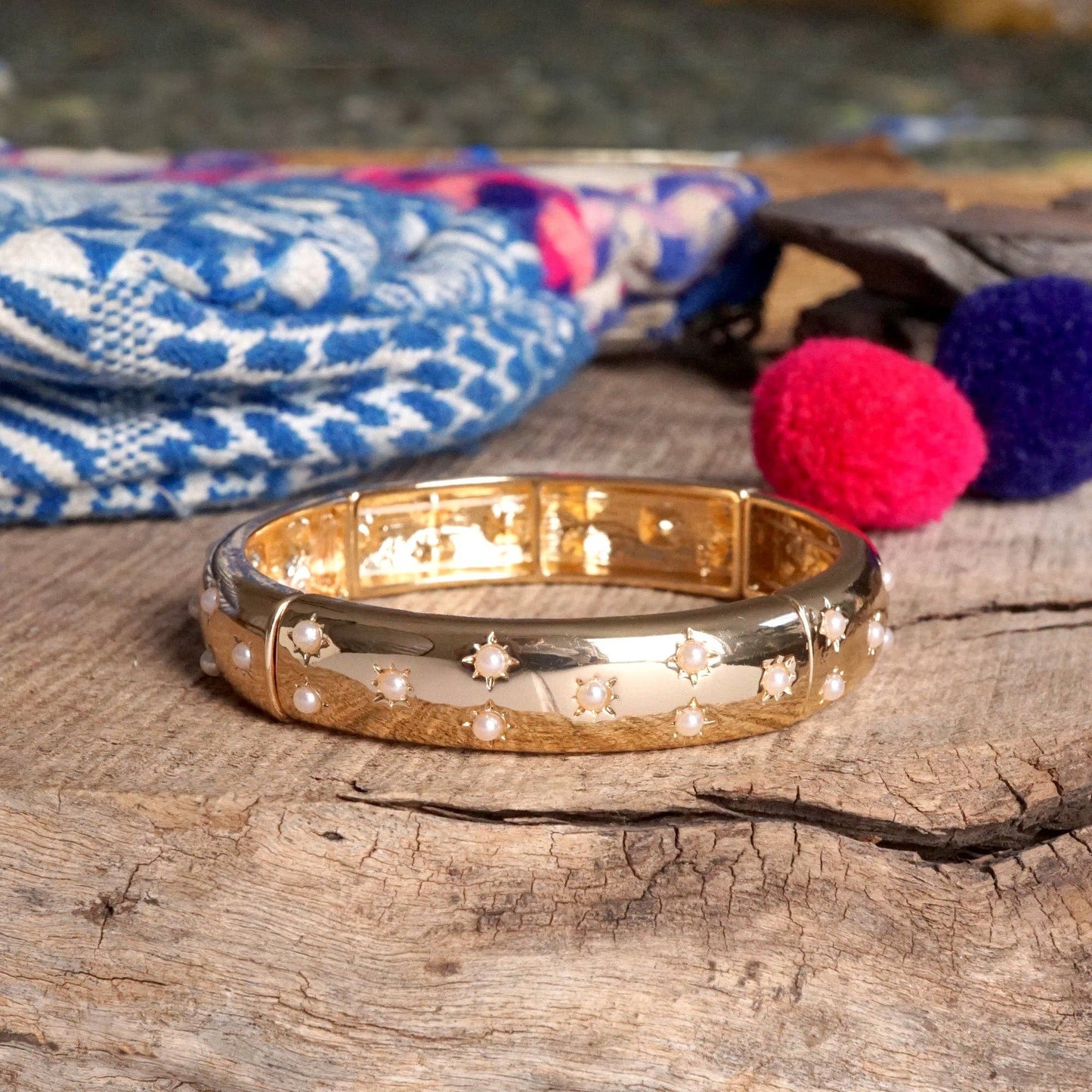 PennyLine inc - Gold-Tone Eternity Stretch Bangle – Pearls, Turquoise, or Crystals: Skinny - Pearls