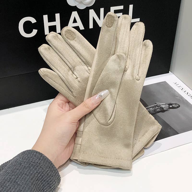 PEACH ACCESSORIES - LG004 Classic Elegance PU Leather Gloves with Shiny Buckle: Tan