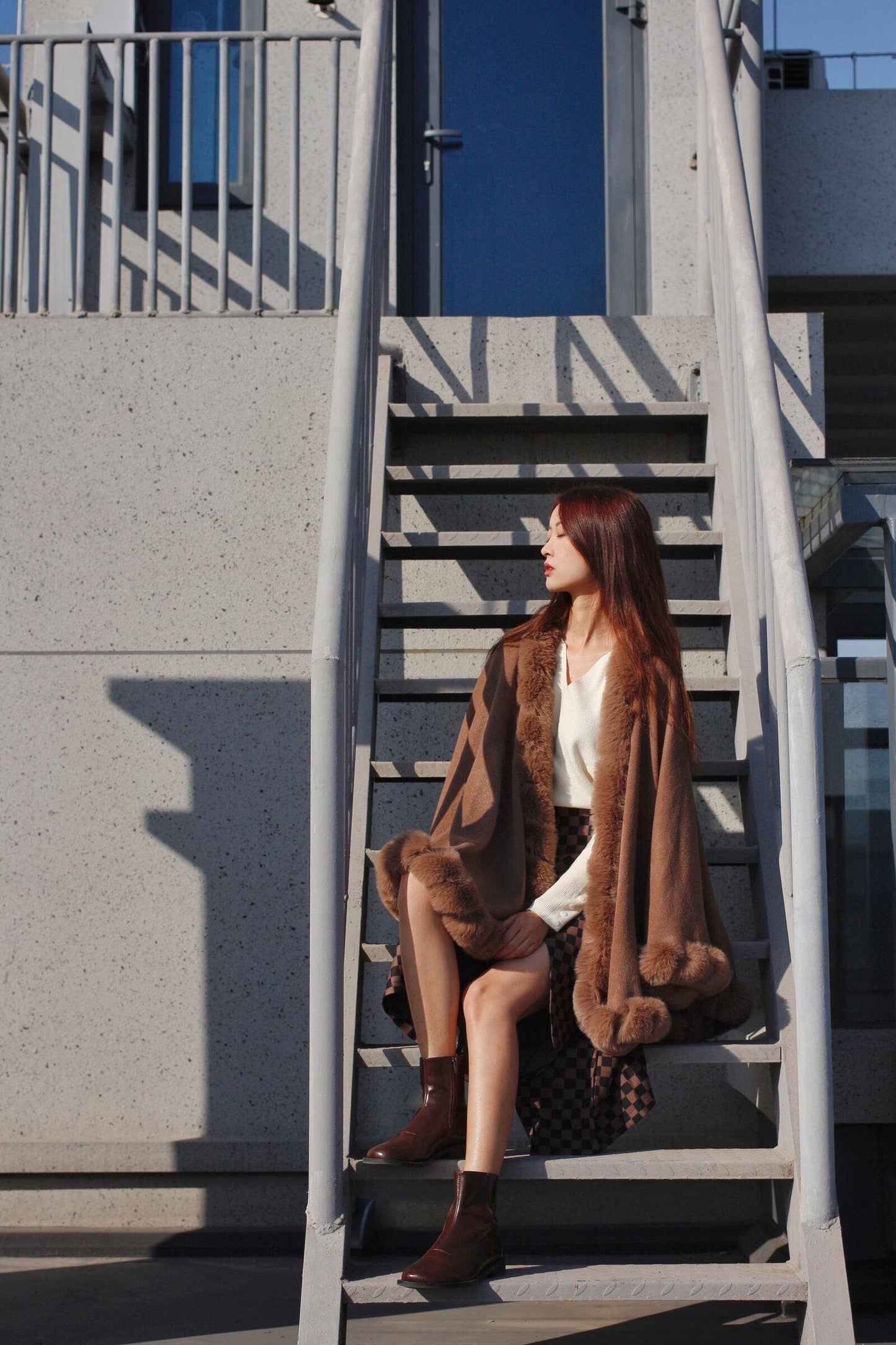 SAACHI - Faux Fur Cape Kimono: IVORY