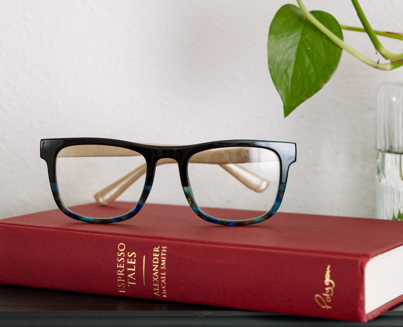 Peepers - Hall (Blue Light): Black/Cobalt Tortoise / Reading / 1.25