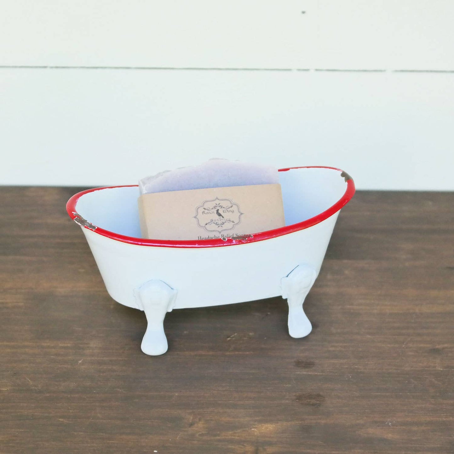 Foreside Home & Garden - Red Distressed Rim White Enamel Bathtub Soap Dish
