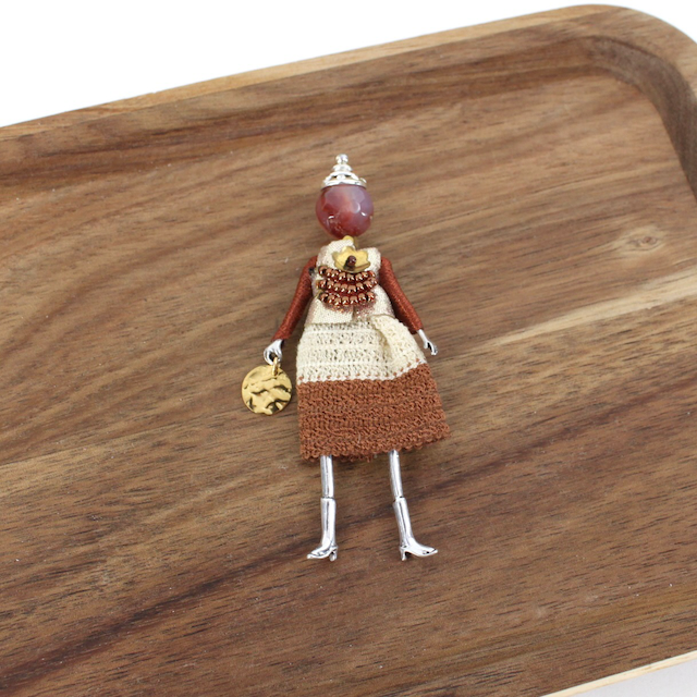 Pretty Persuasions - B24109C Stone Adorned French Doll Stainless Steel Brooch: 01 GD/Mauve Flower/Star