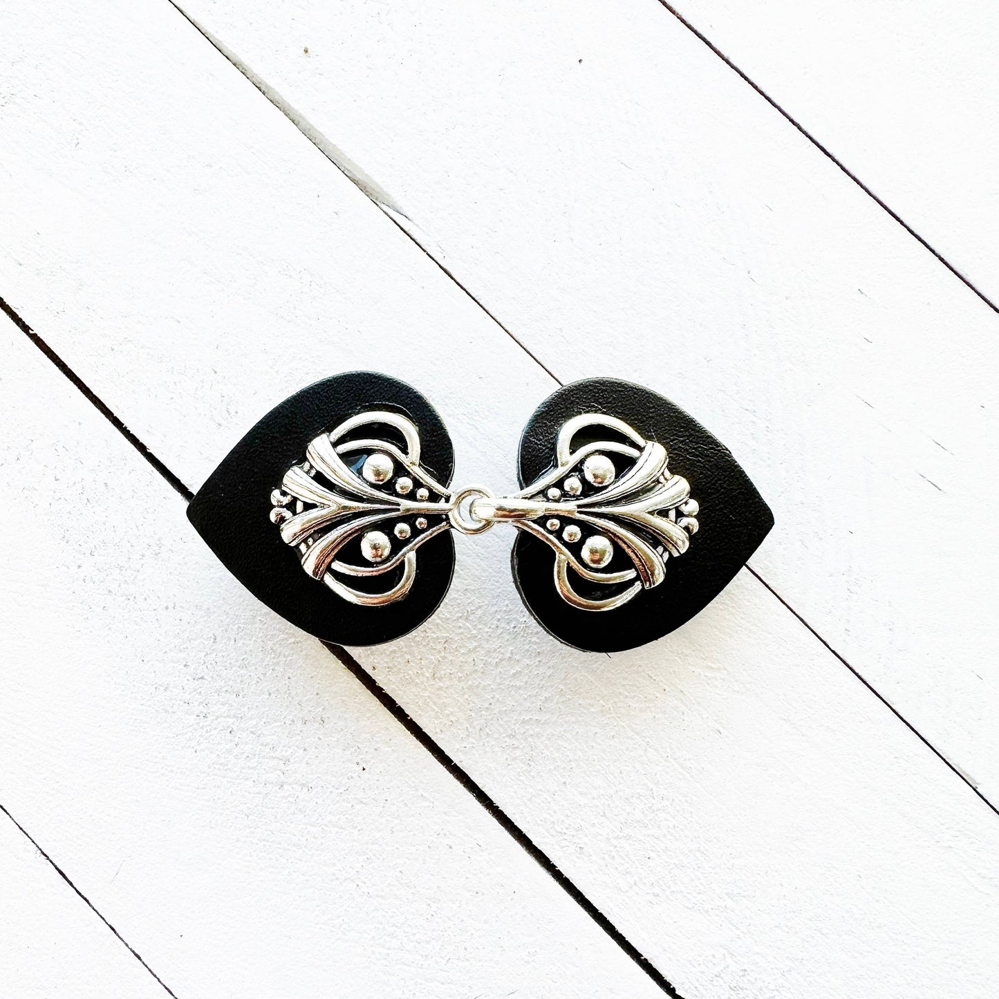 KardiKlips - Boho Cinch Clips for Clothing, Unique Vintage Clasps