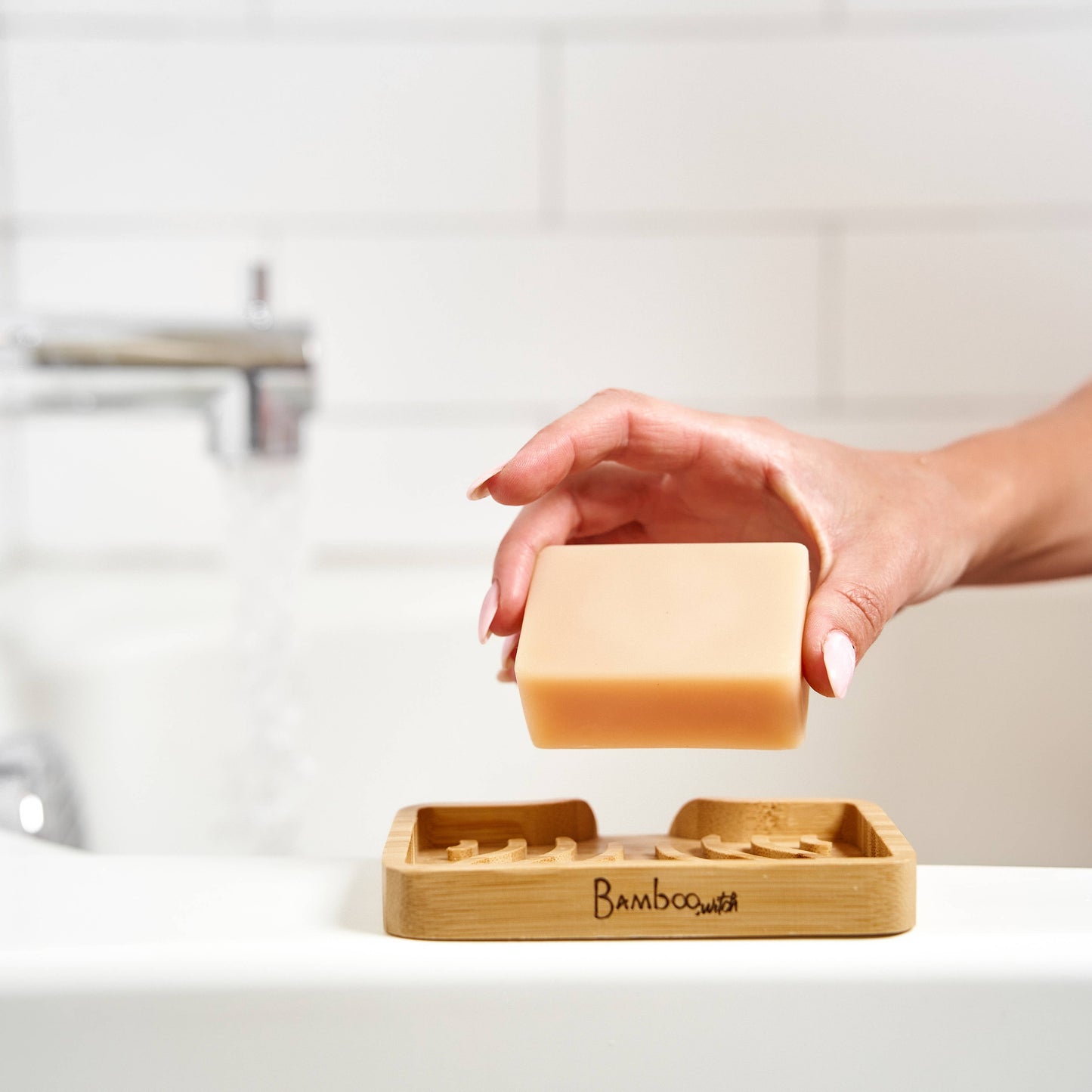 Bamboo Switch - Bamboo Soap Lift | Wavy | Soap Gift Bestseller