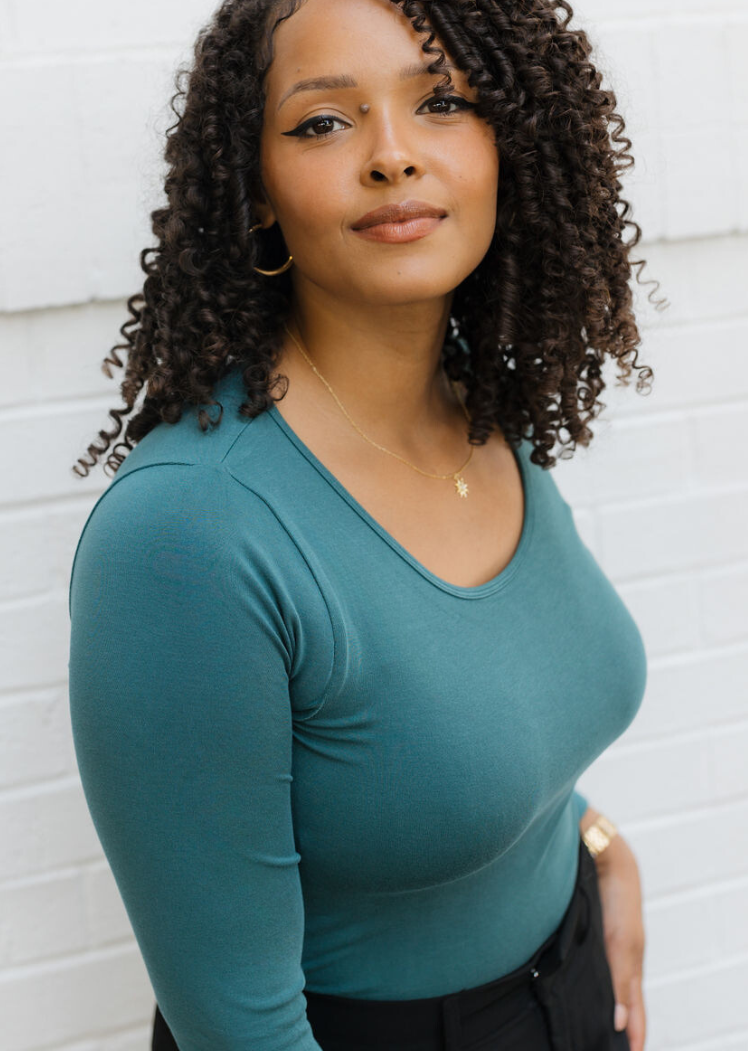 ELIETIAN - Reversible Long Sleeve - Curvy Fit: Charcoal