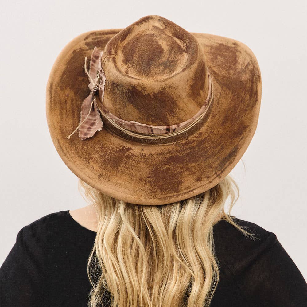 Sensibling Corp. - Feather Accent Distressed Band Rustic Western Cowgirl Fedora Hat