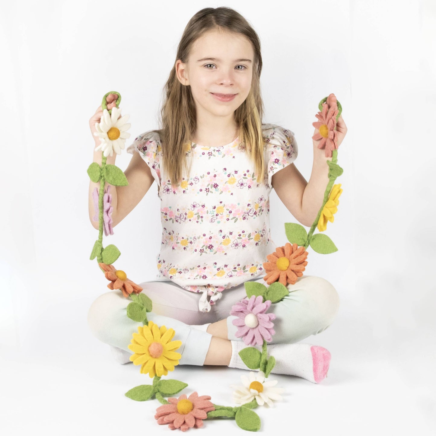 The Winding Road - Garland - Flower - Pastel Daisy - Wall Decor