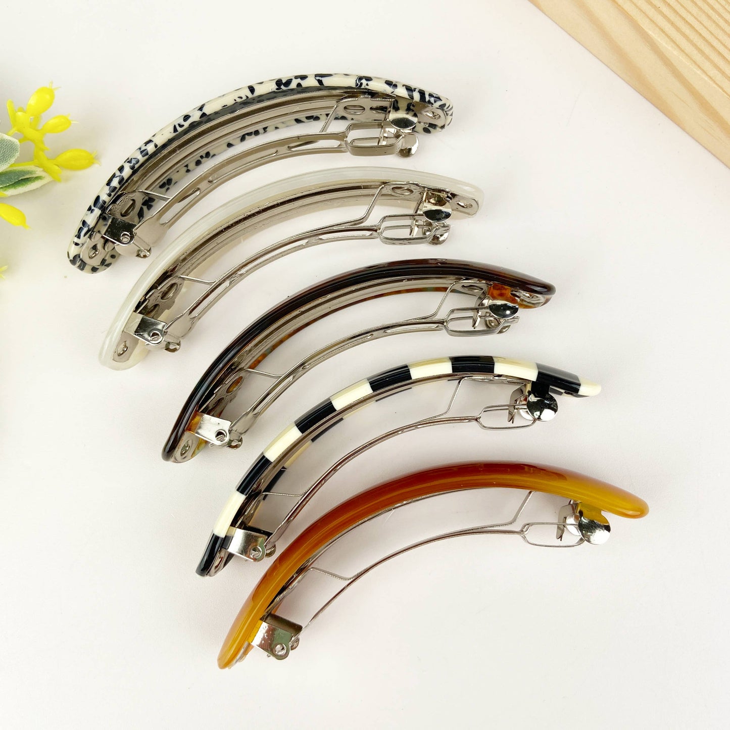TheDivaSoap - Acetate crescent hair clip: C