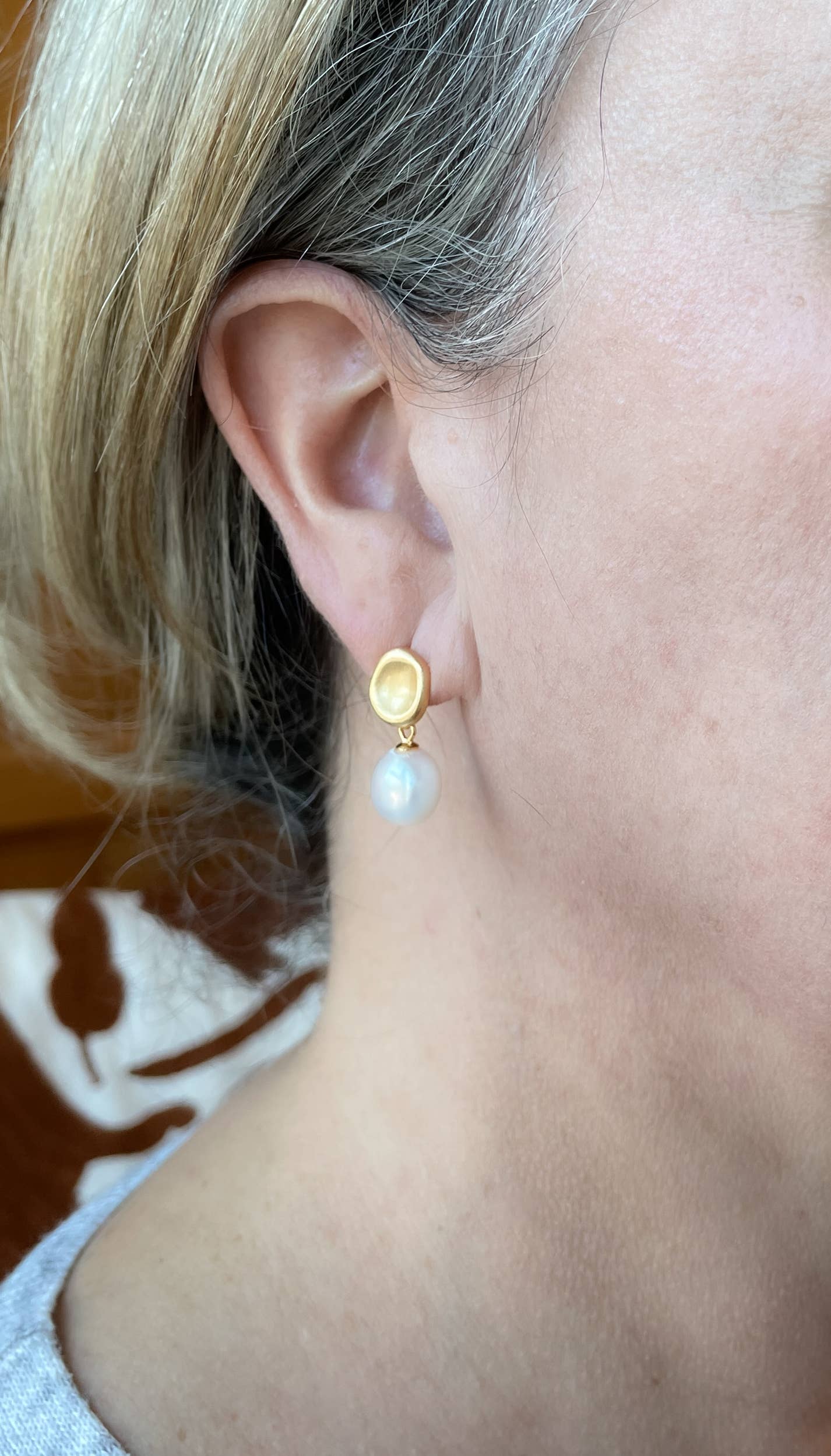 AJS Design Studio -  Pearl earrings with matte gold post