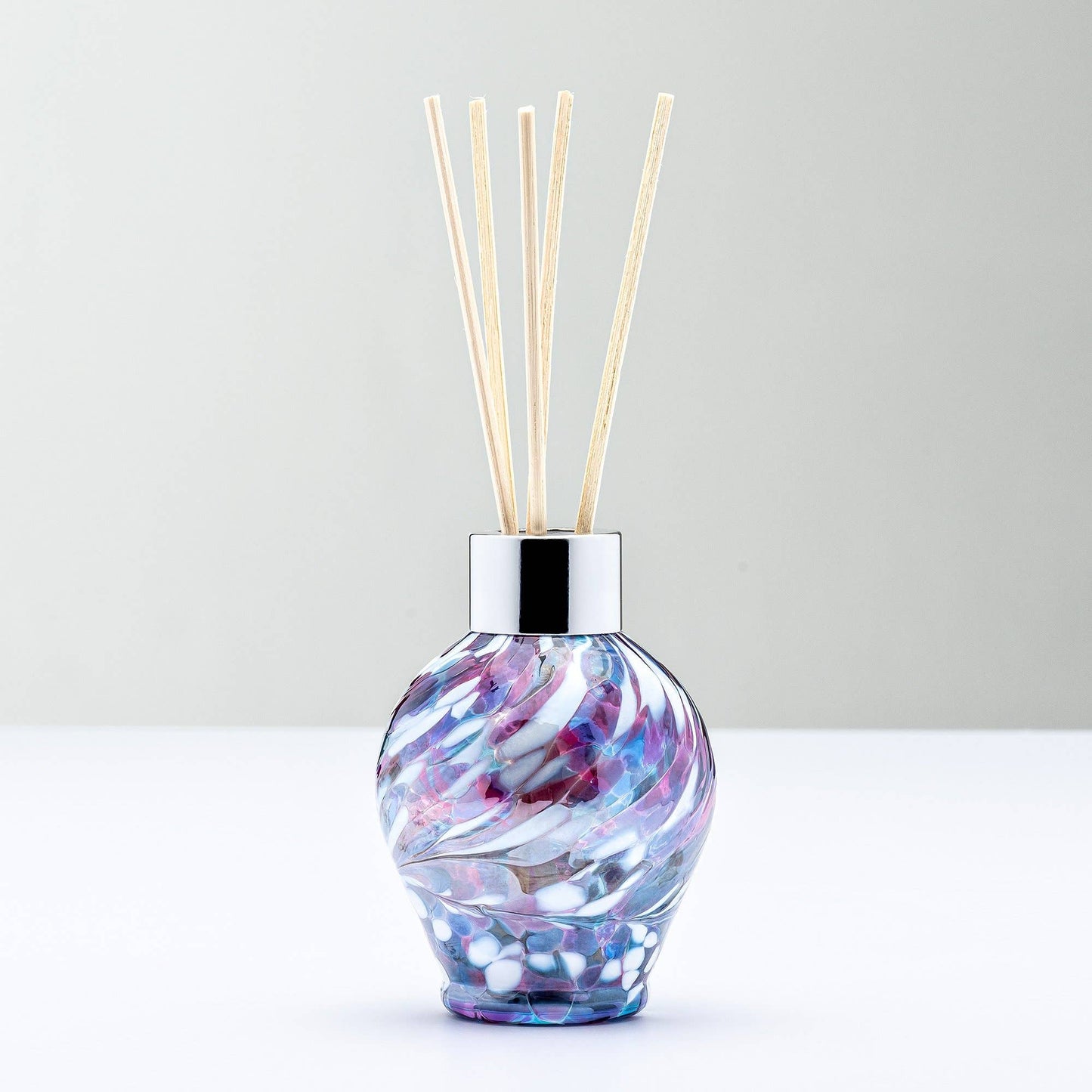Sienna Glass - Reed Diffuser - Classic - Blue and Pink