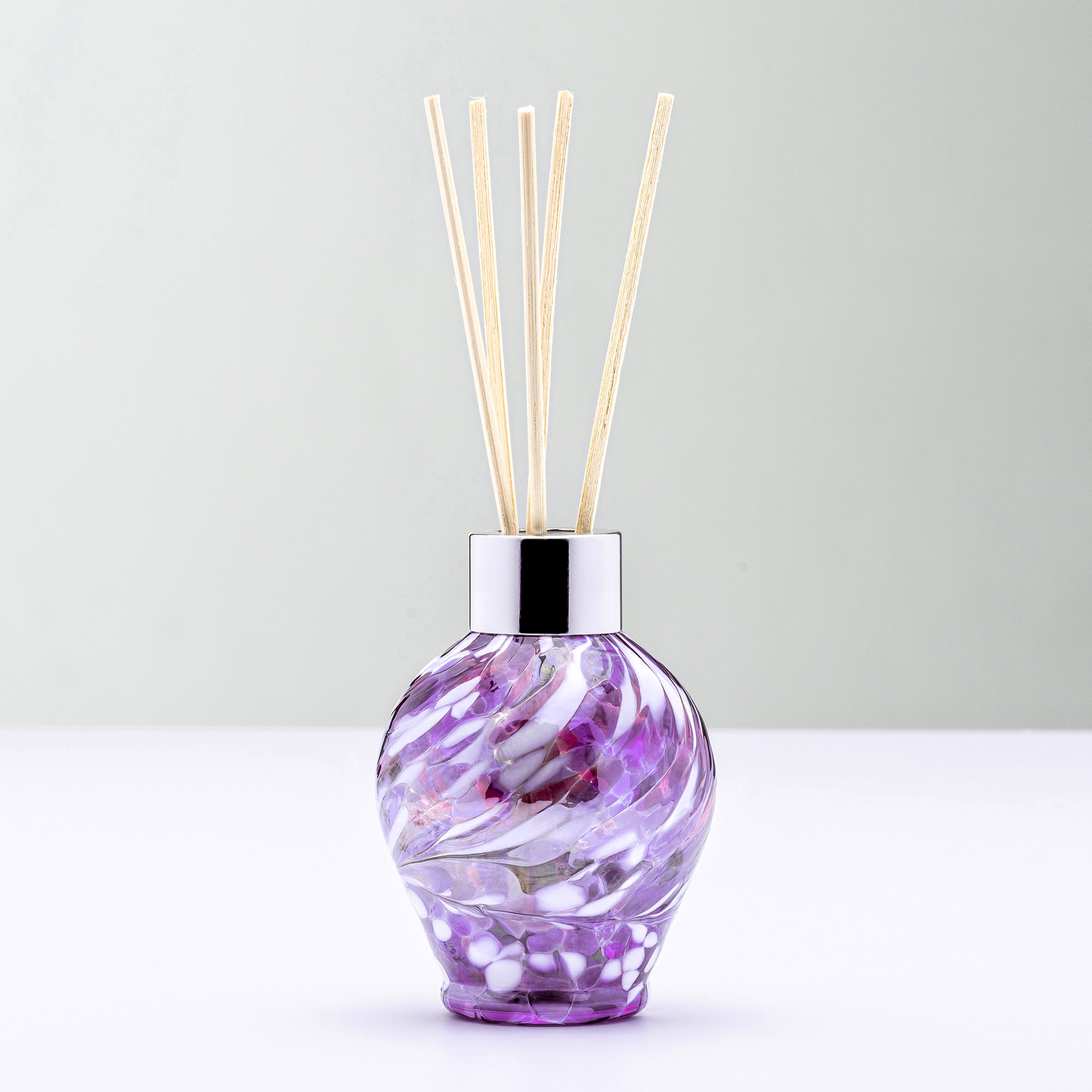 Sienna Glass - Reed Diffuser - Classic - Violet