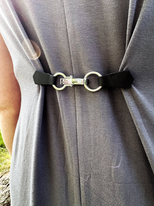 KardiKlips - Silver Buckle & Black Leather Cinch Clip for Dress, Cardigan