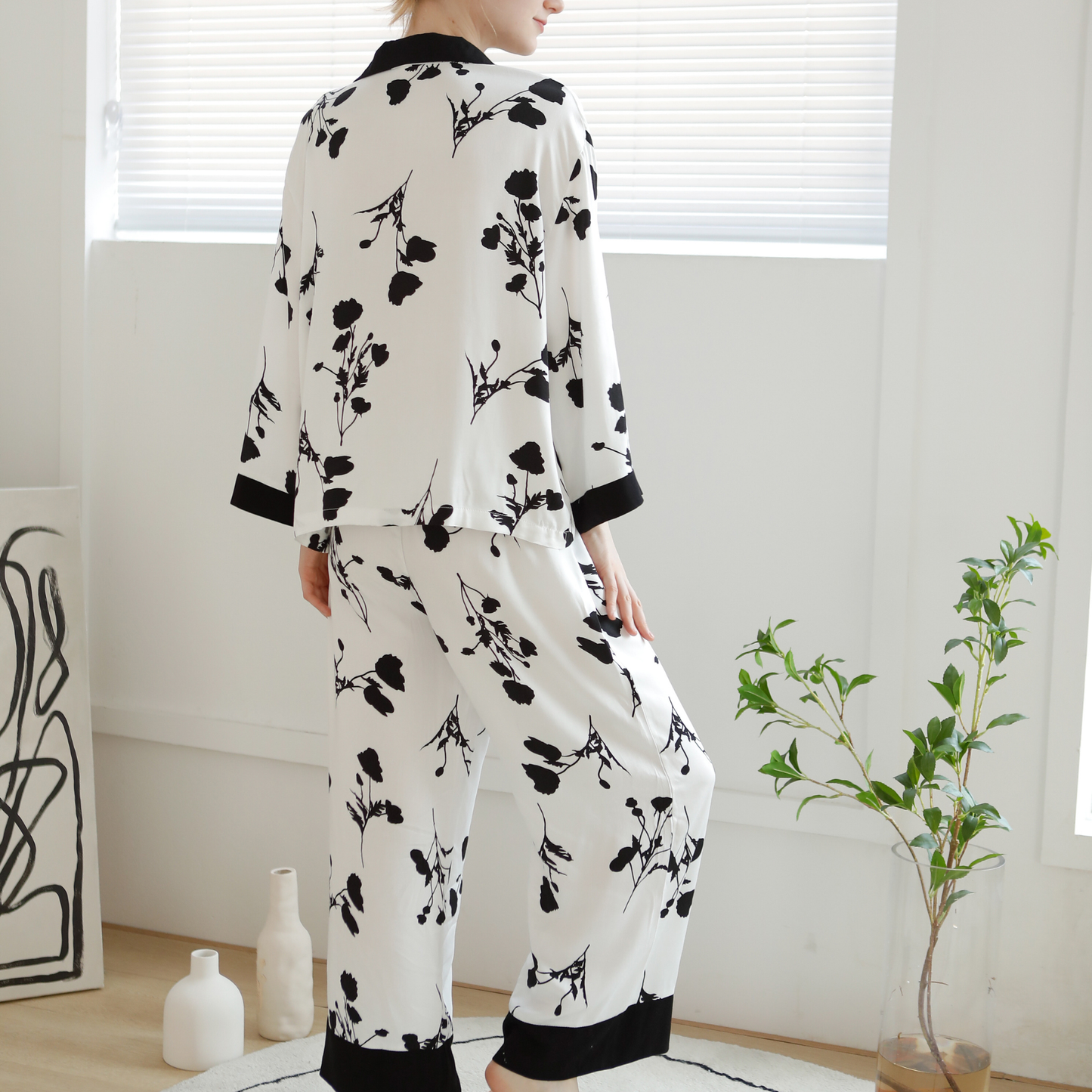 DrifWoo - Women Black & White Loungewear Set for Comfy Women Pajamas: L