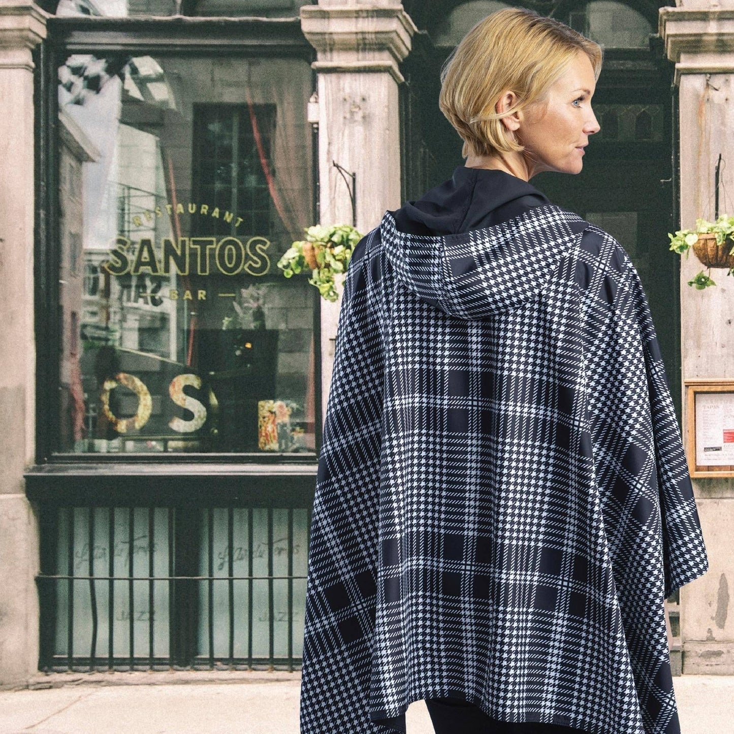 RainCaper - Black & Houndstooth Hooded Rain Cape – Lightweight Women's Rain Wrap