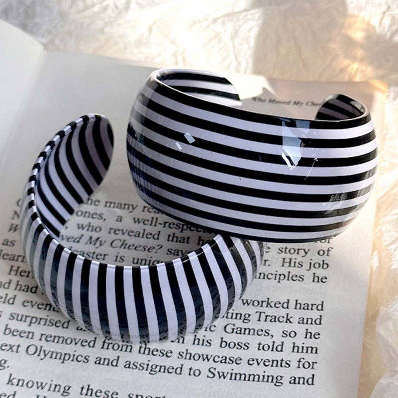Dipped Shop - Striped C-Shape Wide Acrylic Bracelets DP25B574: Horizontal Stripe