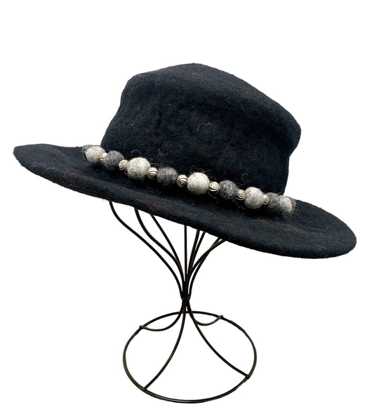 Pomegranate Moon - Black Brimmed Hat with Wool and Bead Boarder